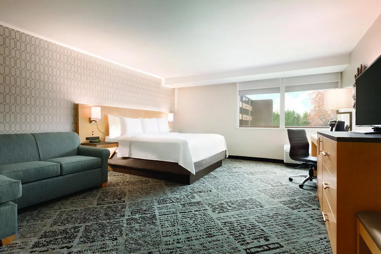 Radisson Hotel Charlotte Airport 3*,