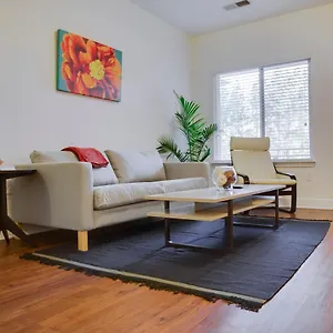 Frontdesk The Edison Apts Plaza Midwood Apartment